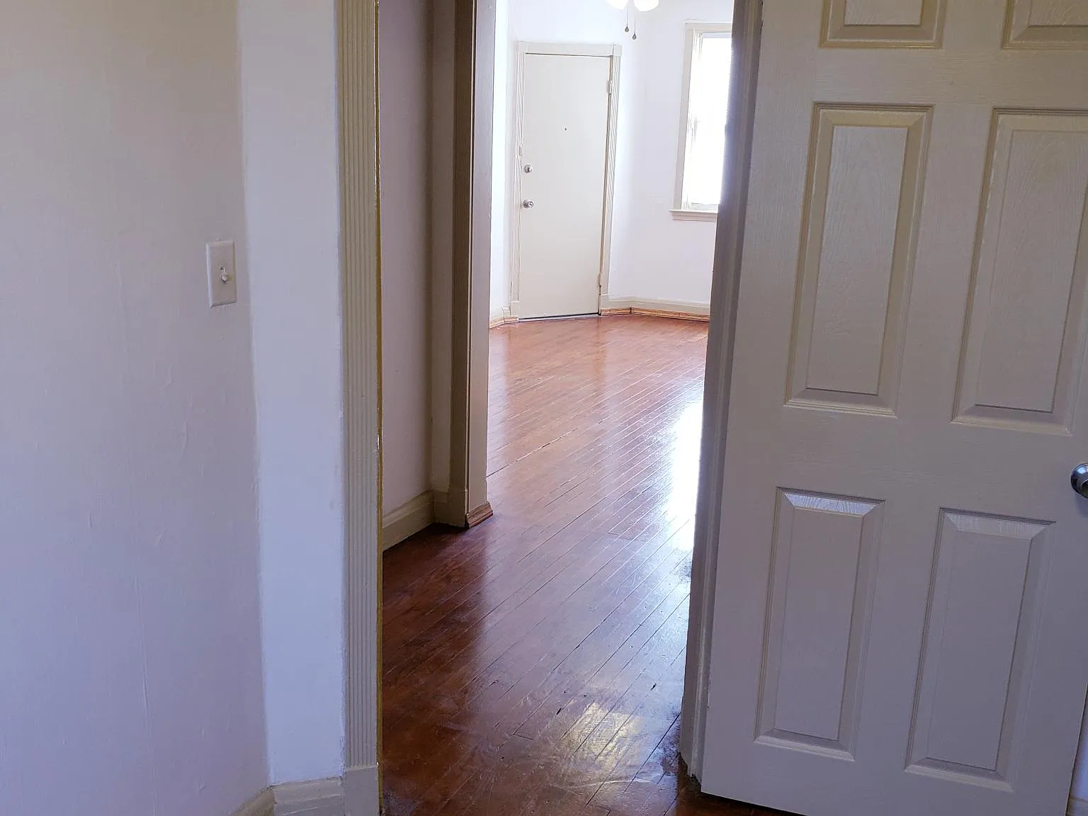 2 bed, 800 sqft, $1,400 — Photo 4