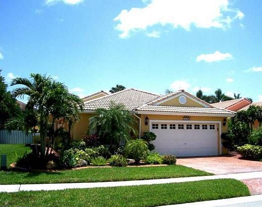 1st image of 19105 NW 13th St