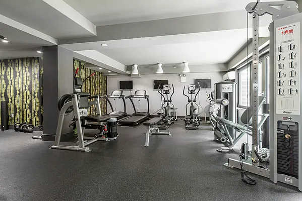 Rented by Compass | media 18