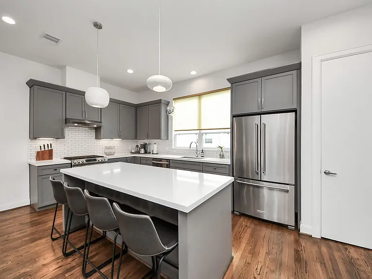 1721 Eado Point Ln — Photo 16