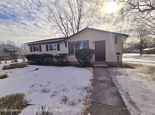 3521 Glenbrook Dr, Lansing, MI