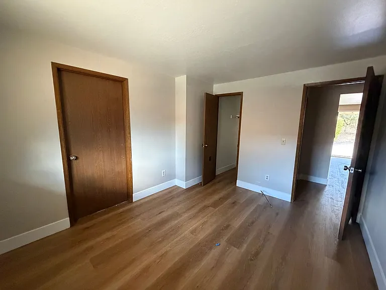 1695 Stardust St — Photo 4