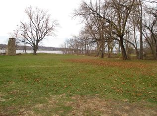 1105 N High St, Port Byron, IL 61275