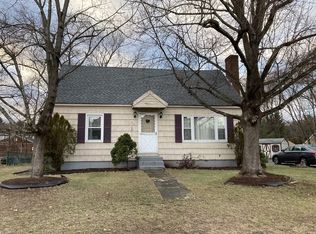 9 Boisvert Rd, Tewksbury, MA 01876