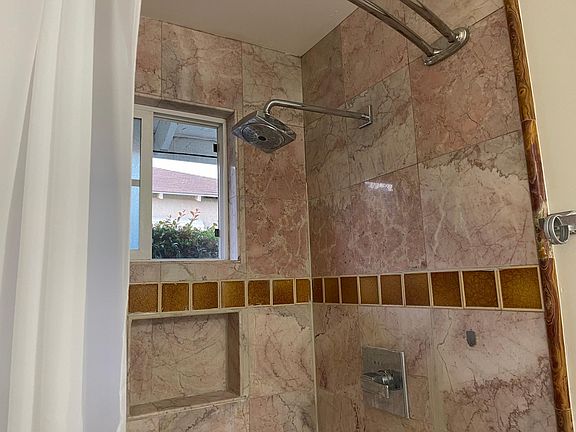 4th image of 5611 Temple City Blvd #B