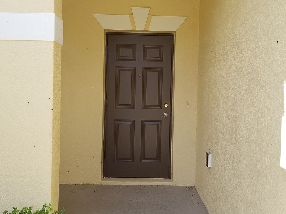1st image of 8575 Trail Wind Dr