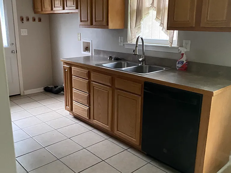 3914 Tally Ho Ct — Photo 3