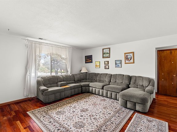 3rd image of 4200 62nd St APT 5