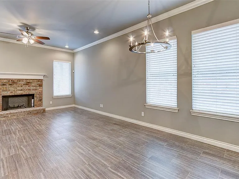 2809 Tranquilo Ln — Photo 17