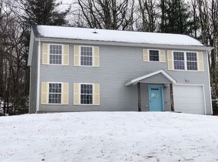 59 School St, Otisville, NY 10963