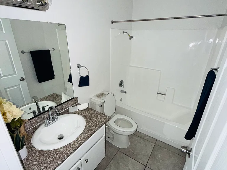 14000 Foothill Blvd #103 — Photo 7