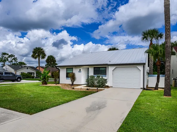 19584 Carob Ct, Pt Charlotte, FL 33952