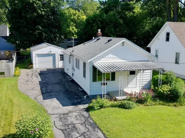 1321 Wyllys St, Midland, MI 48642