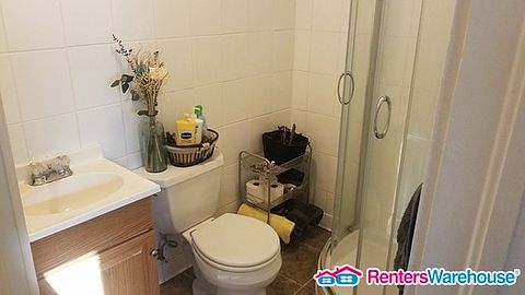 5th image of 3334 Aldrich Ave S #2
