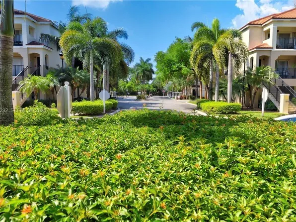 5800 W Sample Rd APT 103, Pompano Beach, FL 33067