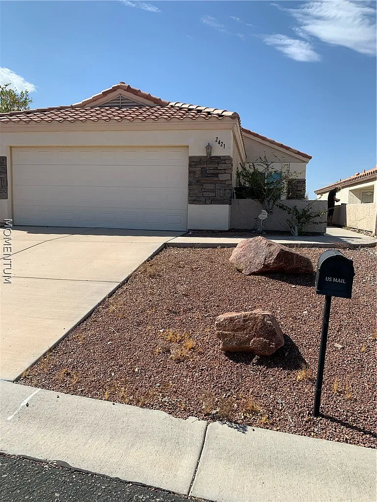 2 bed, 2.0 bath, 1747 sqft, $1,650 — Photo 1