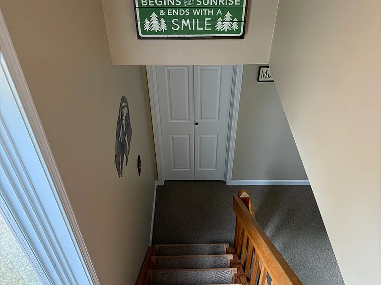 150 Meadows Dr — Photo 29