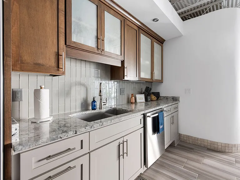 182 E Bay St #202 — Photo 10
