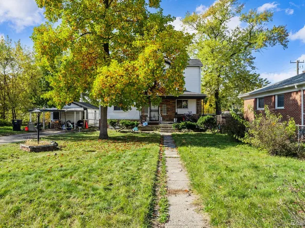 18633 Mackay St, Detroit, MI 48234