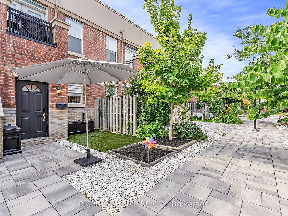 1st image of 55 Halton St #104