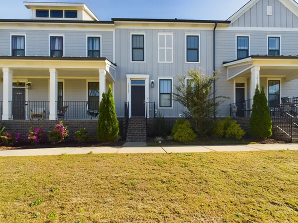 10189 Meeting House Dr NW, Huntersville, NC 28078