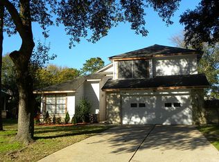8718 Pine Falls Dr, Houston, TX 77095