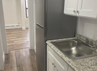 63 Rhame Ave APT 7, East Rockaway, NY 11518