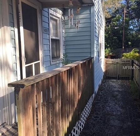 Unit 1435 entry and side yard.
