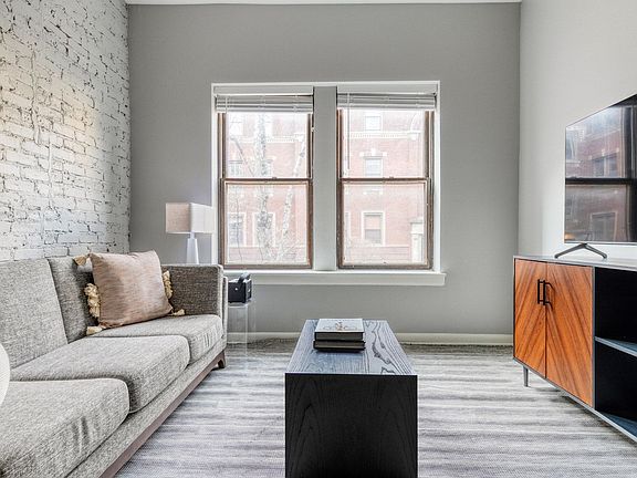 2nd image of 841 W Barry Ave #847-1B