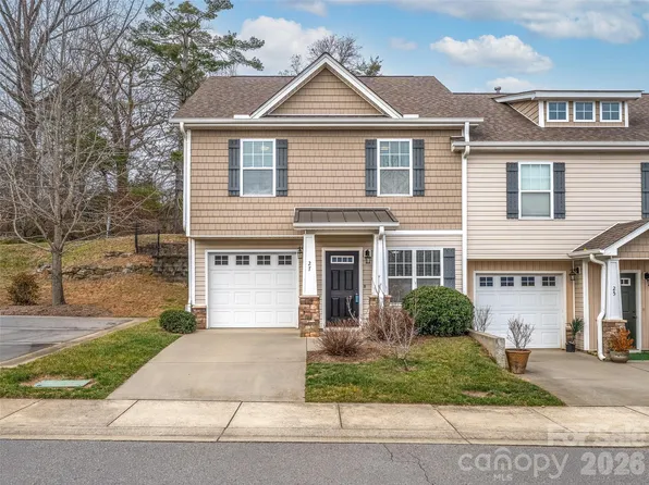 27 Barnett Shoals Dr, Weaverville, NC 28787