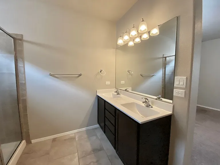 7000 Napoleon Rd NE — Photo 7