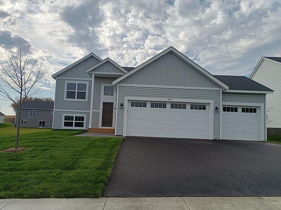 3rd image of 1106 2nd Street Dr NW