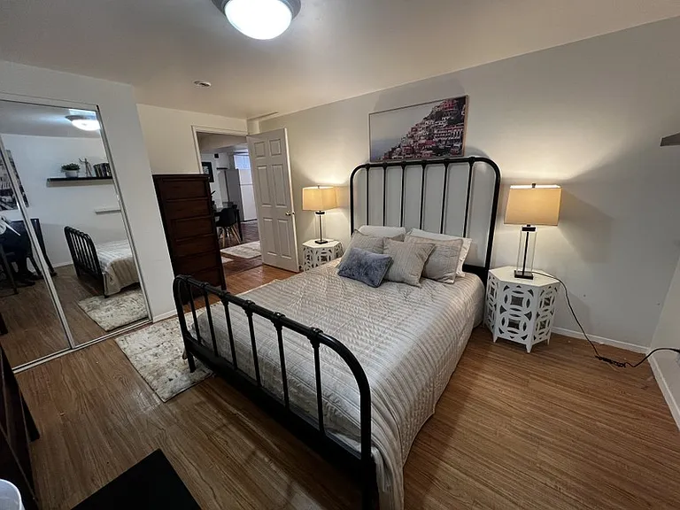 937 E 300 S #1 — Photo 4