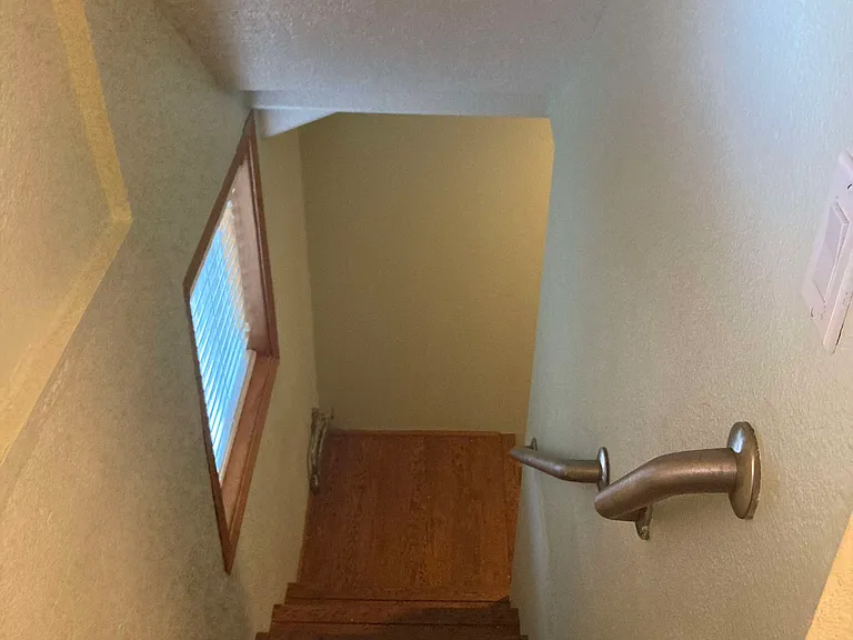 612 S Elder St — Photo 15