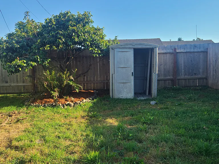2901 Alliance Rd — Photo 11