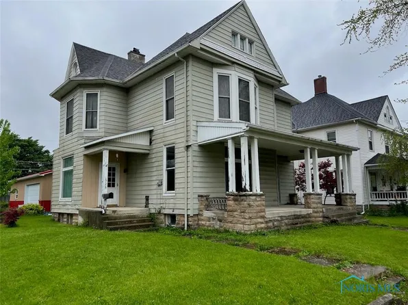 525 N Main St, Fostoria, OH 44830
