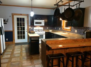 305 N Washington St, Table Grove, IL 61482