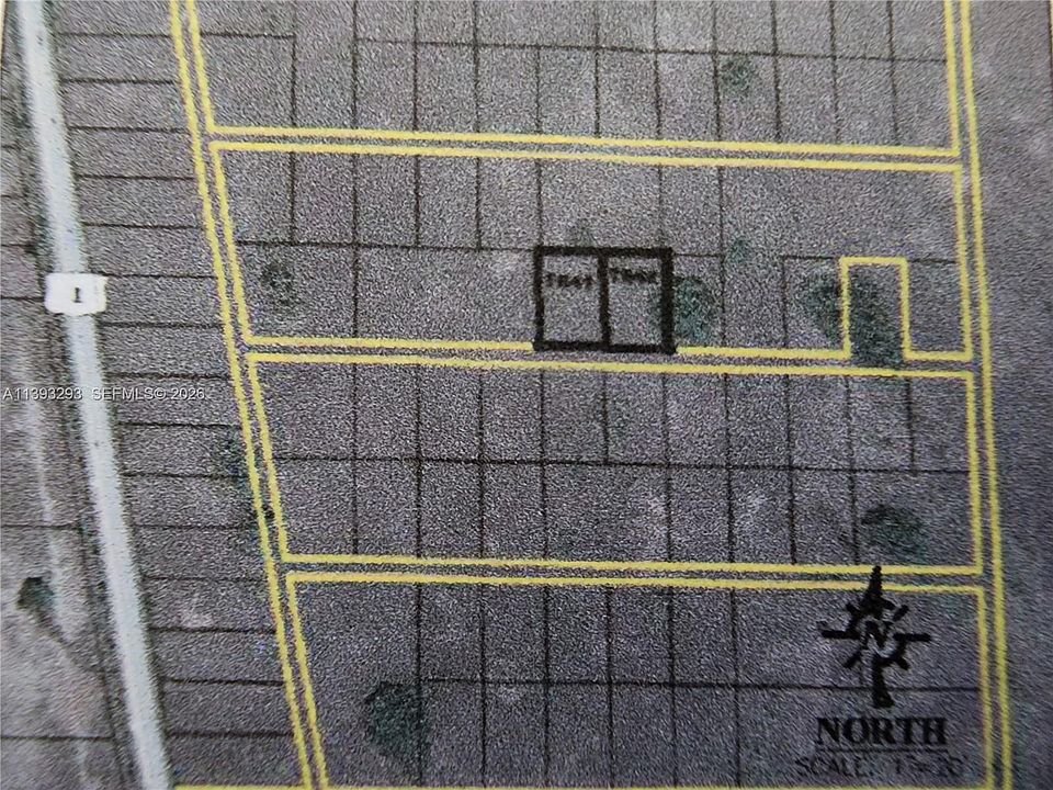 1st image of 425XX/- Near Uns #1