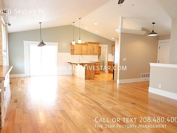2nd image of 2450 Skylar Pl
