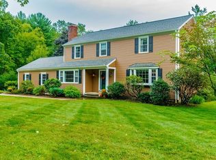 14 Oldwood Rd, Wilbraham, MA 01095