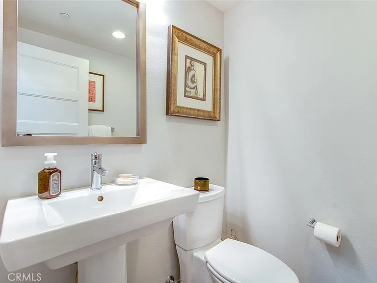 10 Brownstone Way — Photo 14