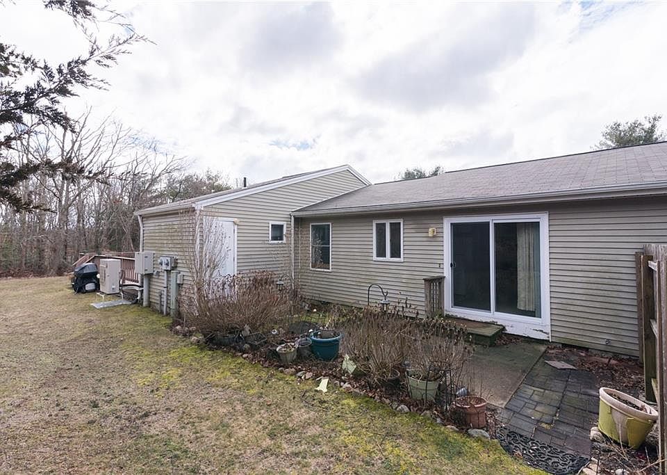 24 Castle Rock Dr C, Charlestown, RI 02813 Zillow