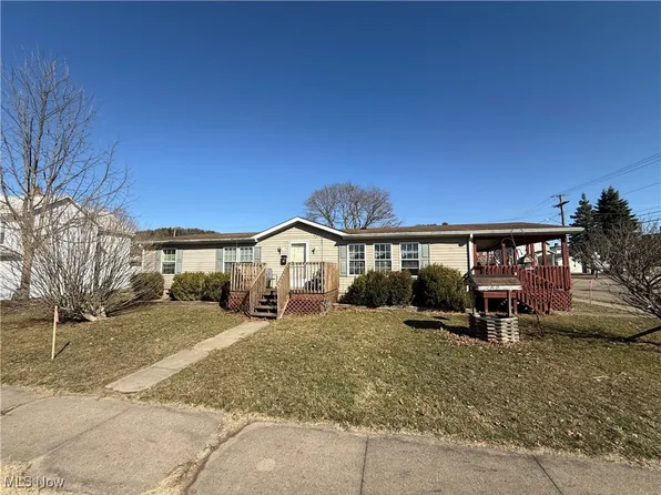 300 N 1st St, Dennison, OH 44621