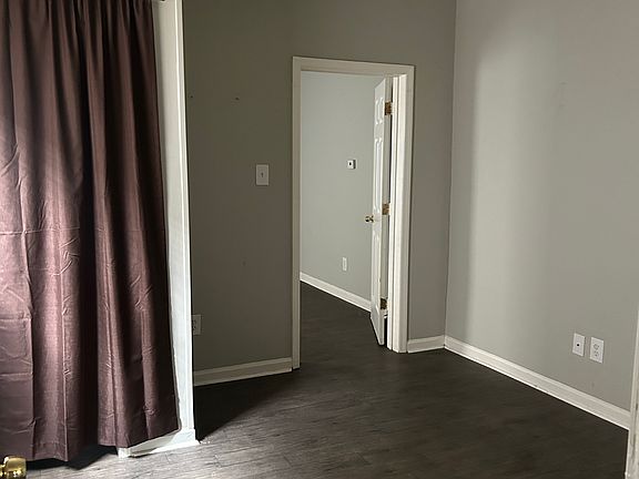 4th image of 187 E 7th St #1