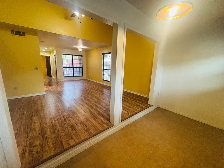 900 SW 62nd Blvd #G37 — Photo 12