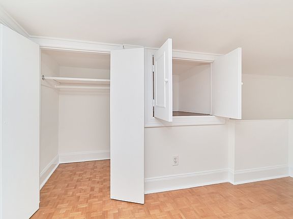 4th image of 25 E 38th St APT 5F