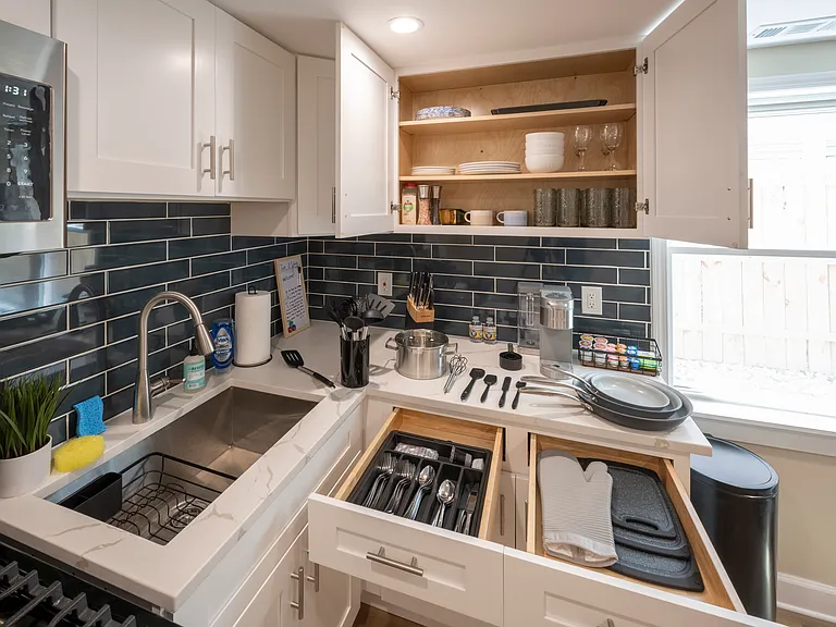 3261 N Central Park Ave #2 — Photo 7