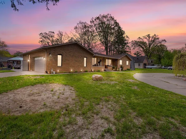 915 Ohio St, Marysville, MI 48040