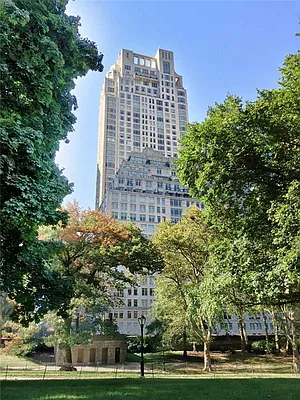 Sold by Engel & Völkers New York Real Estate | media 9