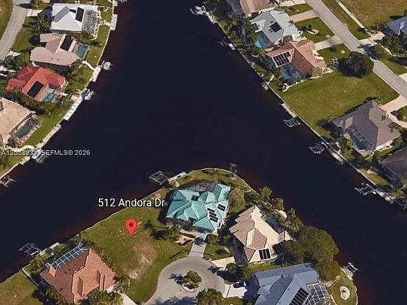 5th image of 512 Andora Dr